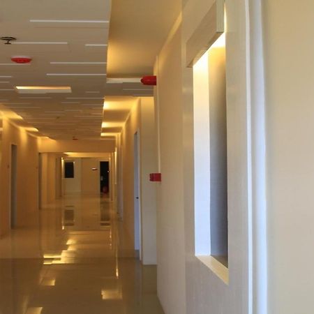 Sumo Asia Hotels - Davao Экстерьер фото