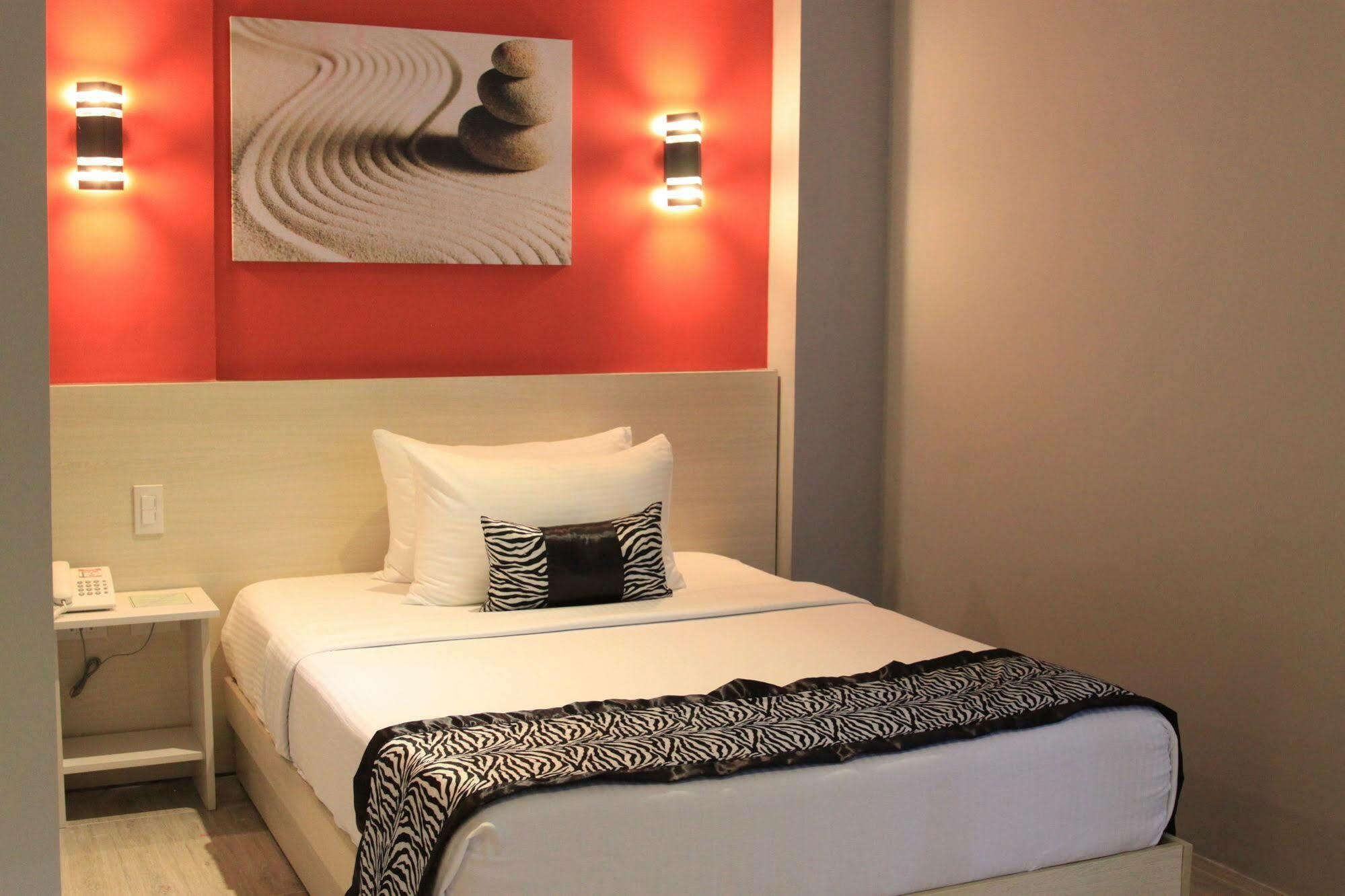 Sumo Asia Hotels - Davao Экстерьер фото